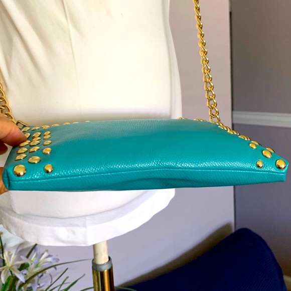 COACH Studded Cross Grain
Leather Quinn Crossbody F53140
Cadet Blue - Picture 5 of 15